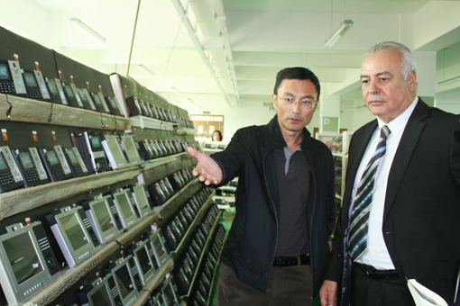 2025新澳门原料免费更新