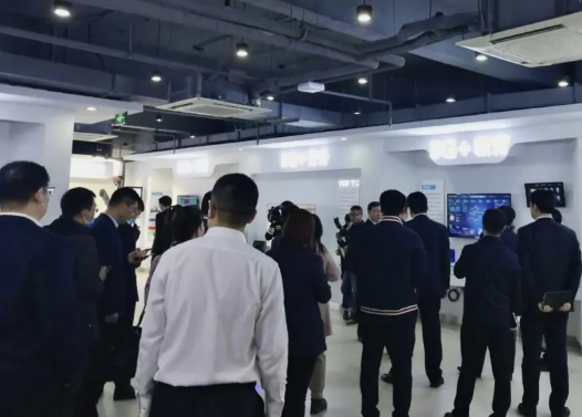 2025新澳门原料免费更新